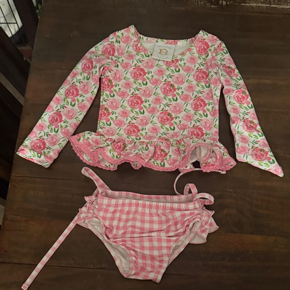 Swoon Boutique Pink Floral Rash Guard Set